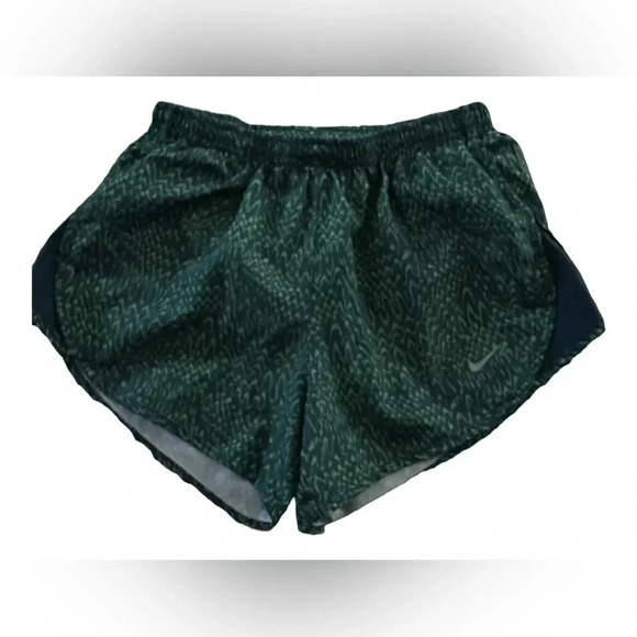 Nike Dri-Fit green small Aztec print running shorts Sz XS #005 - Picture 1 of 3